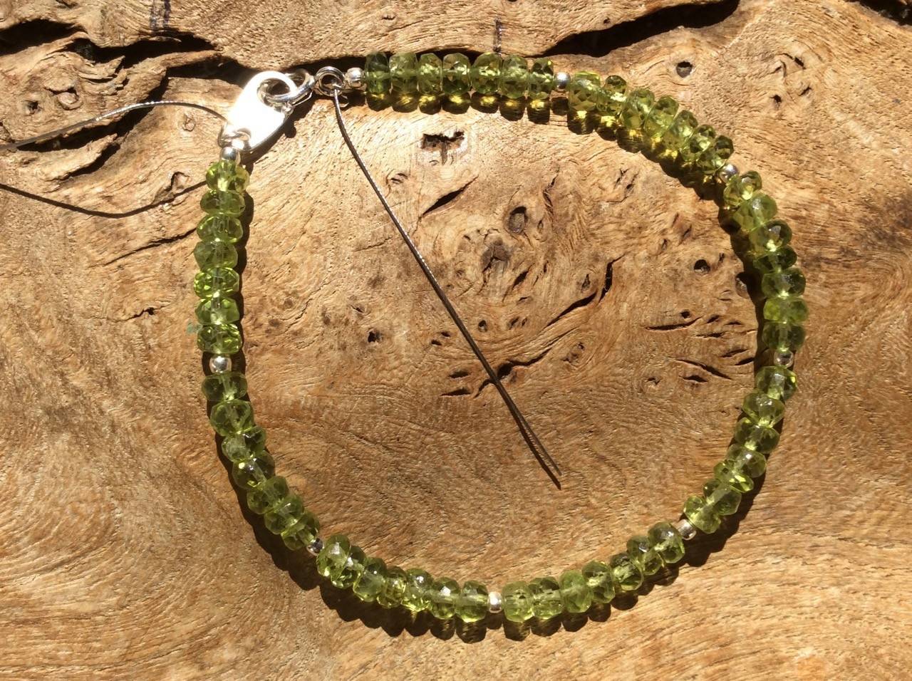 Peridotarmband