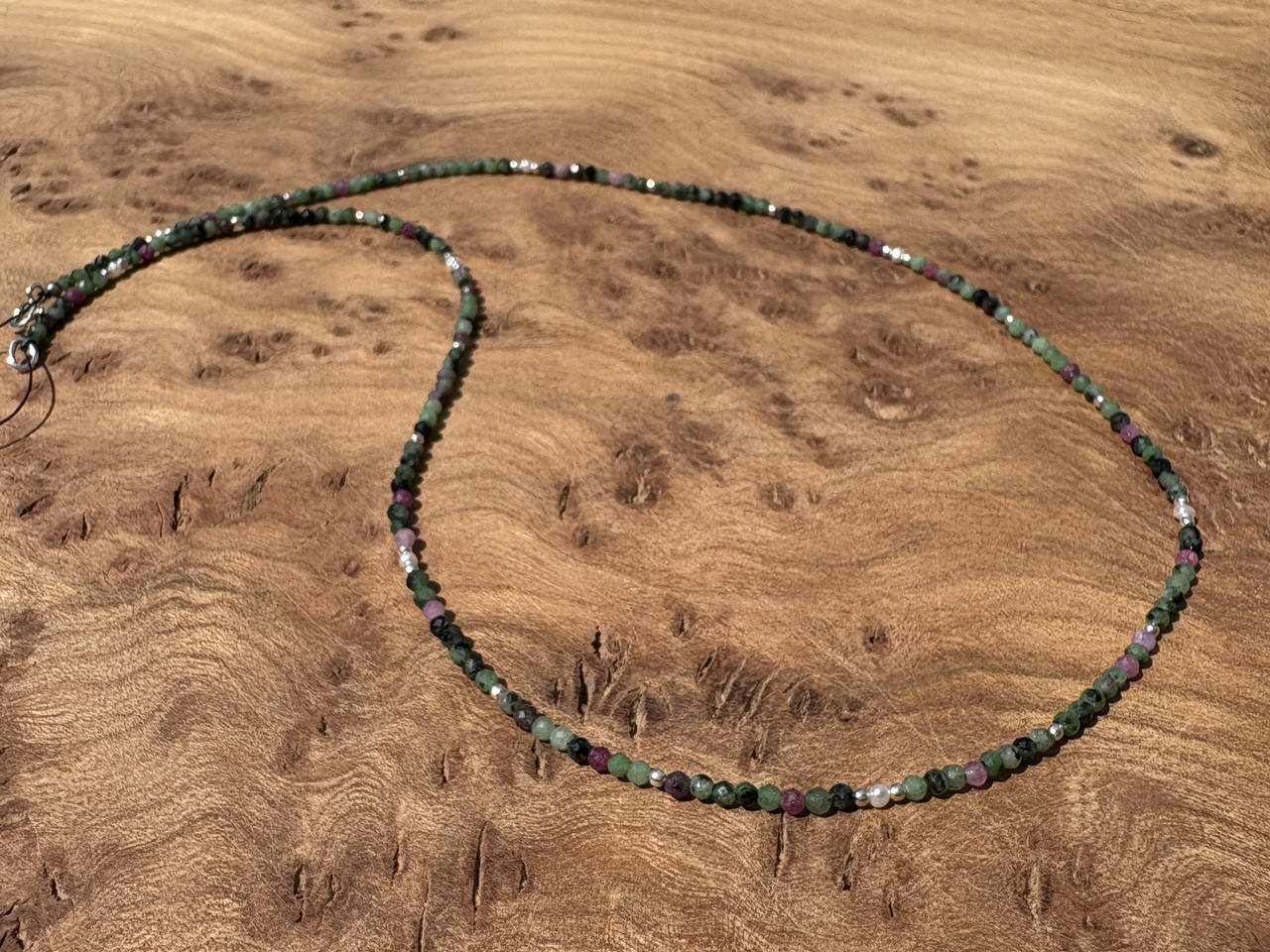 Feine Rubin Zoisit Kette