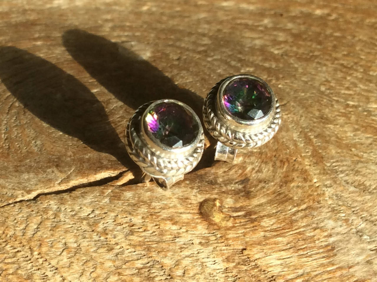 Runde Mystik Topas Ohrstecker