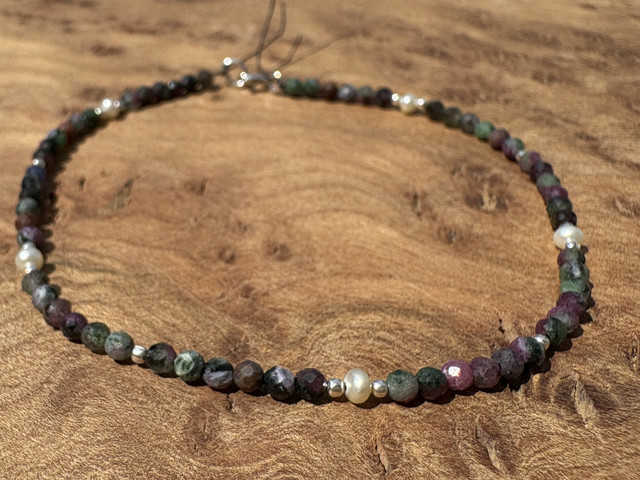 Rubin Zoisit Armband